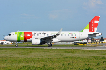 CS-TMW · Airbus A320-214(WL) · (LIS / LPPT)