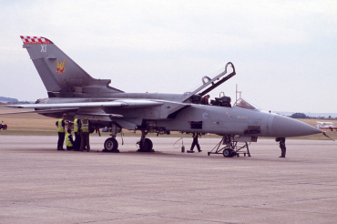 ZE889 · Panavia Tornado F.3 · (EGSU)