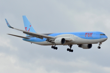 G-OBYG · Boeing 767-304(ER)(WL) · (LPA / GCLP)