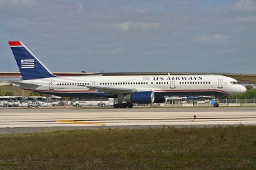 N200UU · Boeing 757-2B7 · (FLL / KFLL)