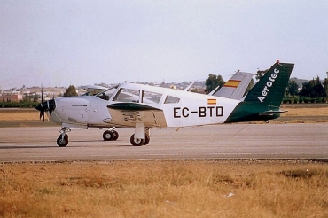 EC-BTD · Piper PA-28R-200 Cherokee Arrow · (SVQ / LEZL)