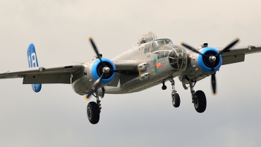 N125AZ · North American TB-25N Mitchell · (YHU / CYHU)