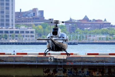 N152TA · Aerospatiale AS-350B-1 Ecureuil · (JRB / KJRB)