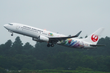 JA330J · Boeing 737-846(WL) · (NRT / RJAA)