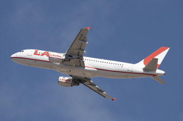 9H-LOS · Airbus A320-214 · (LPA / GCLP)