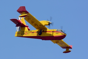 UD.13-17 · Canadair CL-215T · (LPA / GCLP)