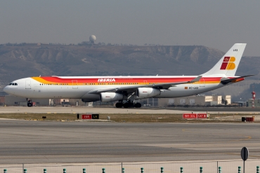 EC-LKS · Airbus A340-313 · (MAD / LEMD)