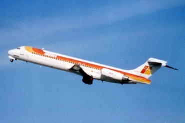 EC-EYX · McDonnell Douglas MD-87 · (LIS / LPPT)