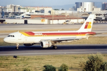 EC-HAB · Airbus A320-214 · (LIS / LPPT)