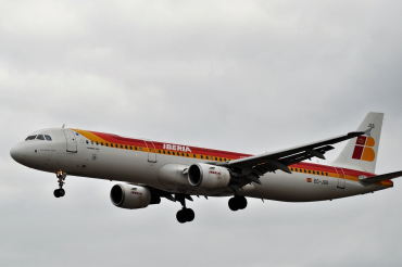 EC-JGS (2472) 2005 Airbus A321-213