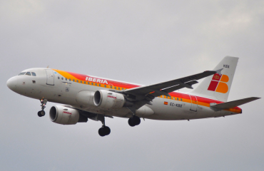 EC-KBX · Airbus A319-111 · (LHR / EGLL)