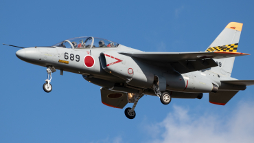 26-5689 · Kawasaki T-4 · (QGU / RJNG)