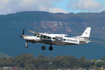 VH-SKR · Cessna 208B Grand Caravan · (WOL / YWOL)