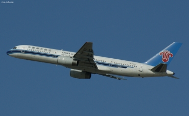 B-2822 · Boeing 757-21B · (TSN / ZBTJ)