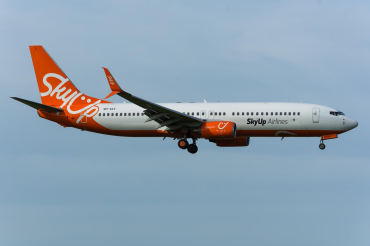 9H-SAT · Boeing 737-8Q8(WL) · (WAW / EPWA)
