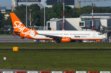 9H-SAT · Boeing 737-8Q8(WL) · (WAW / EPWA)