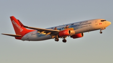 C-GOWG · Boeing 737-86J(WL) · (YUL / CYUL)