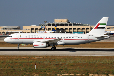 A6-HMS · Airbus A320-232 · MLA / LMML