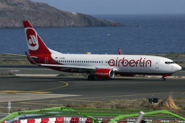 D-ABKC · Boeing 737-86J(WL) · (LPA / GCLP)