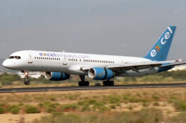 TF-ARD · Boeing 757-225 · (FAO / LPFR)