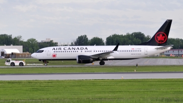 C-FSCY · Boeing 737-8 MAX · (YUL / CYUL)