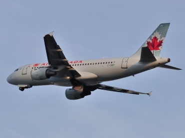 C-GBIP · Airbus A319-112 · (YUL / CYUL)