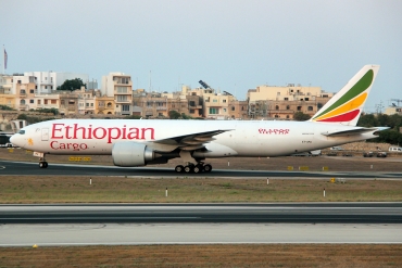 ET-APU · Boeing 777-F6N · (MLA / LMML)
