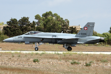 J-5026 · McDonnell Douglas F/A-18C Hornet · (MLA / LMML)