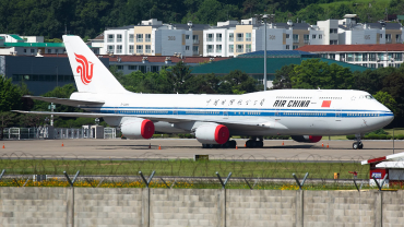 B-2480 · Boeing 747-89L · (SSN / RKSM)
