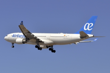EC-JQG · Airbus A330-202 · (LPA / GCLP)