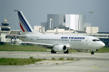F-GHXM · Boeing 737-53A · (LIS / LPPT)