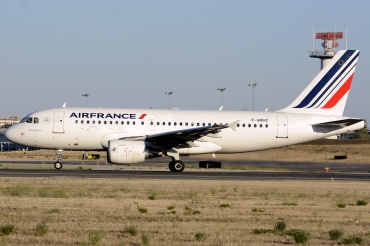 F-GRHZ · Airbus A319-111 · (LIS / LPPT)