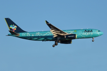 PR-AIU · Airbus A330-243 · (LIS / LPPT)