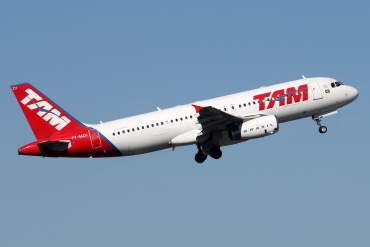 PT-MZH · Airbus A320-232 · (FLN / SBFL)