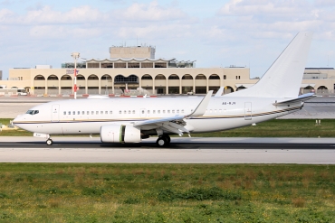 A6-RJV · Boeing 737-77W(WL) BBJ · (MLA / LMML)
