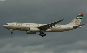 A6-DCB · Airbus A330-243F · (FRA / EDDF)