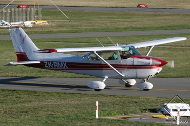 ZK-RMX · Cessna 172M Skyhawk · (CHC / NZCH)