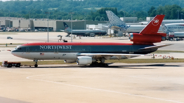 N161US · McDonnell Douglas DC-40 · LGW / EGKK