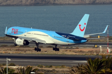 G-BYAW · Boeing 757-204(WL) · (LPA / GCLP)
