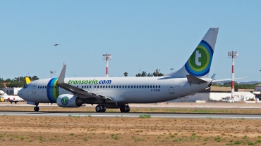 F-GZHN · Boeing 737-85H(WL) · (FAO / LPFR)