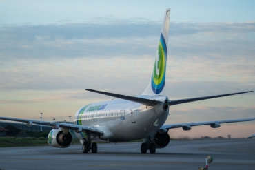 F-GZHN · Boeing 737-85H · (OPO / LPPR)