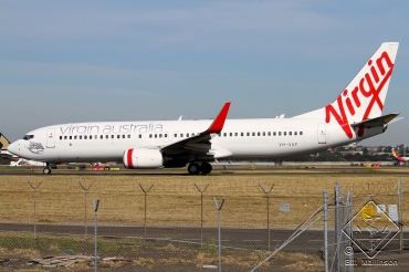 VH-VUF · Boeing 737-8FE(WL) · (SYD / YSSY)