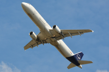 D-AEUA · Airbus A321-211(P2F) · (CPH / EKCH)