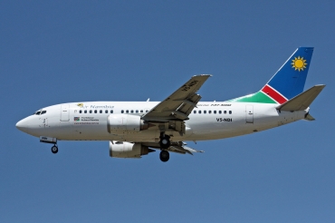 V5-NDI · Boeing 737-528 · (JNB / FAOR)