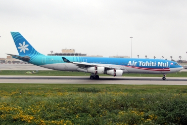 F-OSUN · Airbus A340-313 · (MLA / LMML)