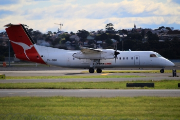 VH-SBW · Bombardier Dash 8-Q315 · (SYD / YSSY)