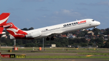 VH-YQU · Boeing 717-2BL · (SYD / YSSY)