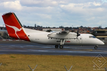 VH-TQV · Bombardier Dash 8-102 · (SYD / YSSY)