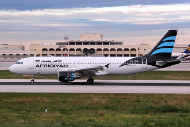 5A-ONO · Airbus A320-214 · (MLA / LMML)