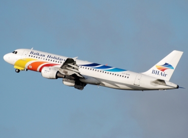 LZ-BHB · Airbus A320-211 · (CPH / EKCH)